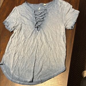 Me to We Blue Cut Out Short Sleeve Top